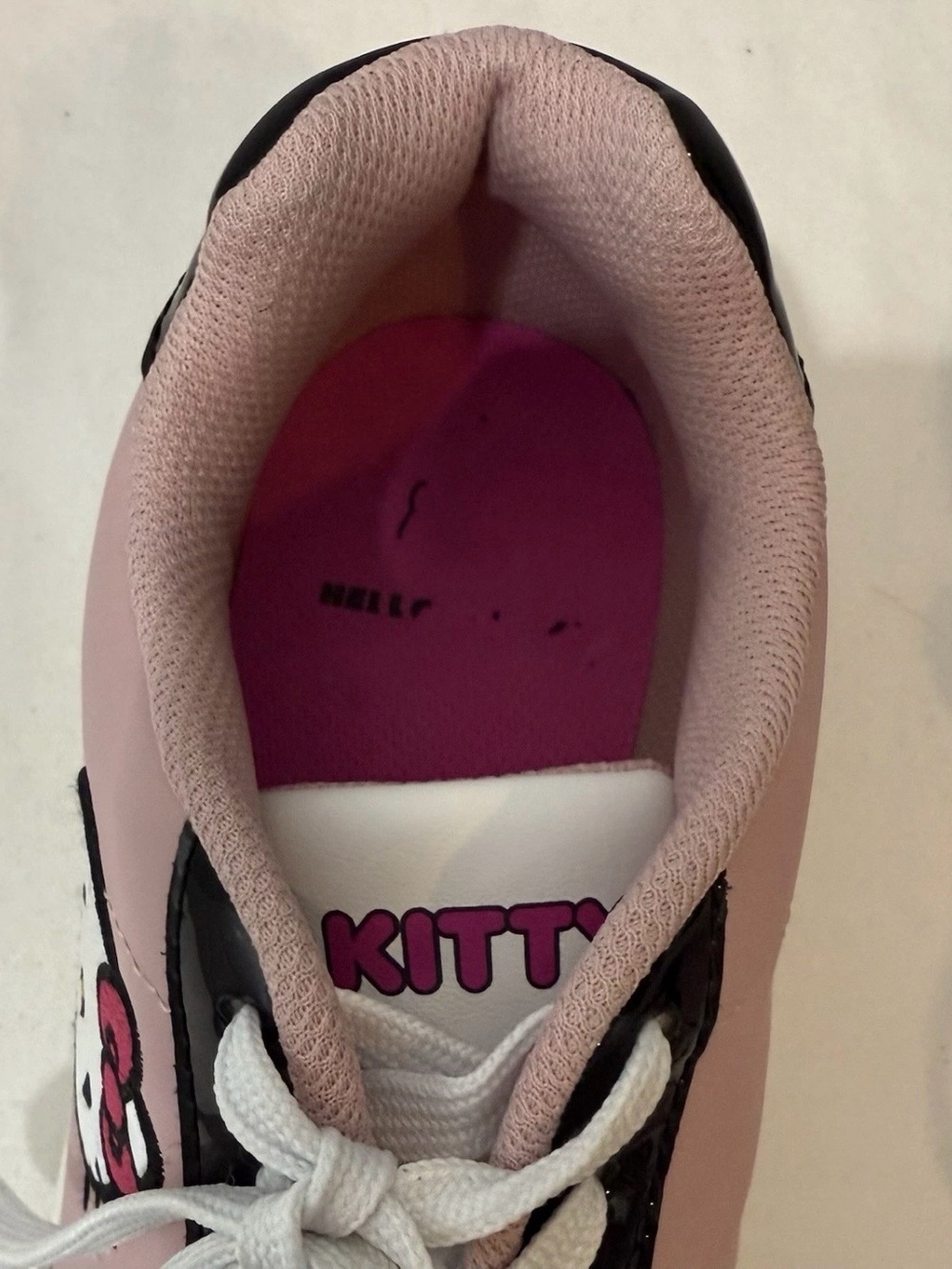 Hello Kitty Pink Women’s Size 9 Sneakers Athletic Shoes - Picture 14 of 16